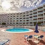 Parrot's House- Yumbo Center Апартаменты *