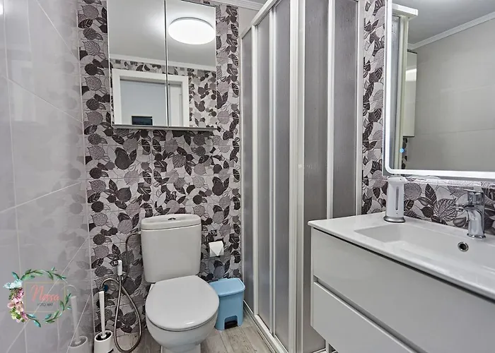 Parrot's House- Yumbo Center Apartment Playa del Ingles (Gran Canaria)