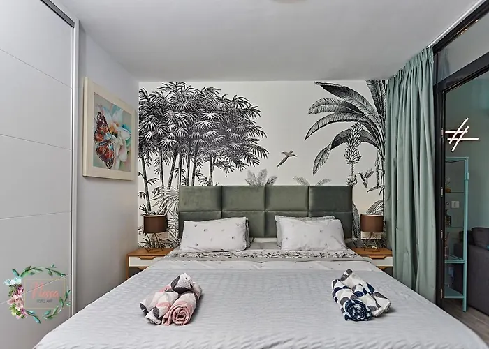 Parrot's House- Yumbo Center Apartment *