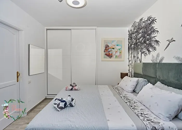 Parrot's House- Yumbo Center * بلايا ديل إنغلز