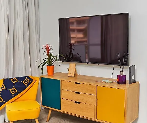 Parrot's House- Yumbo Center * Πλάγια ντελ Ινγκλές